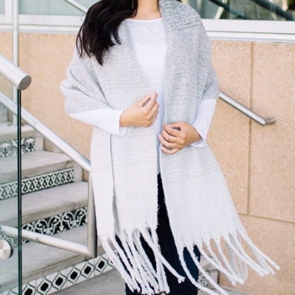 Mer-Sea & Co. Ombré Grey and White Scarf